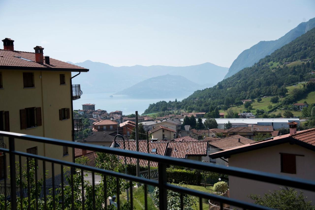 La Casa Di Emy Villa Solto Collina Екстериор снимка