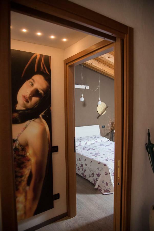 La Casa Di Emy Villa Solto Collina Екстериор снимка